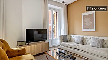 imagen Alquiler de piso con terraza en Embajadores (Madrid)
